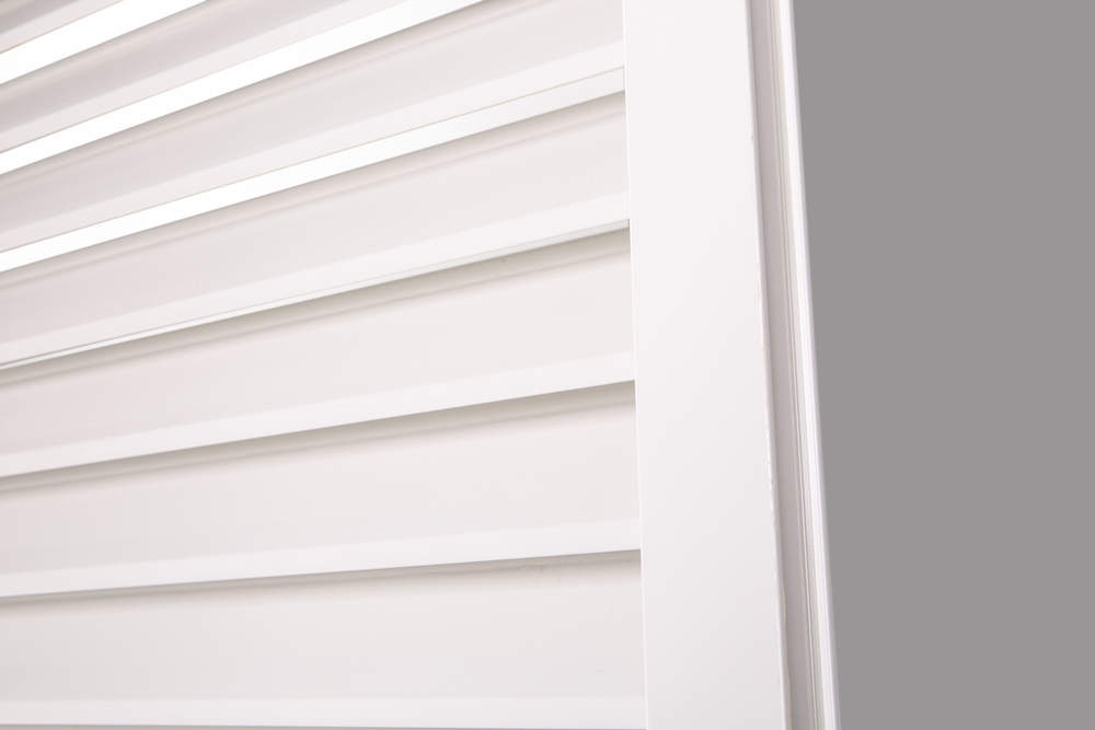 Aluminum fixed shade louver