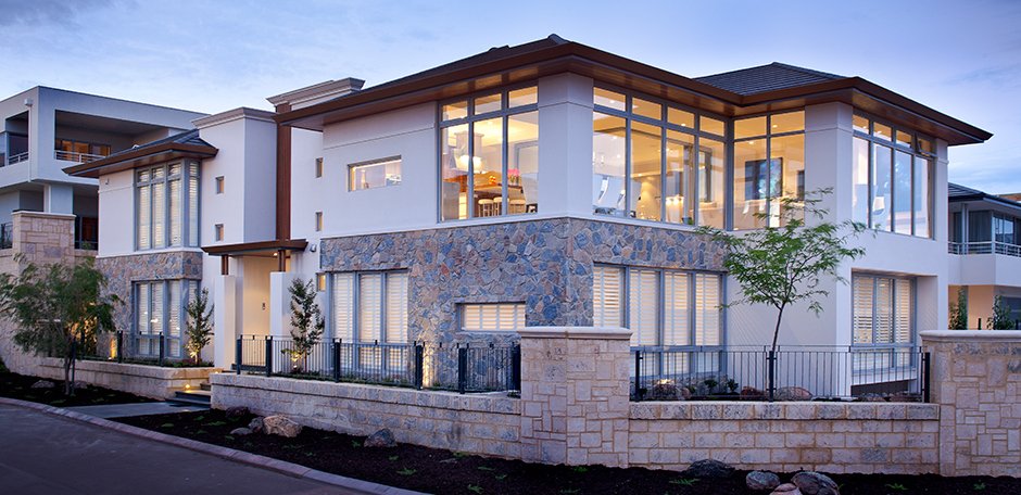 Perth. Australia 2011 NEO -3